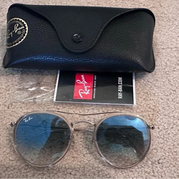 Ray-Ban | Accessories | Rayban Silver Frame Sunglasses  display picture 1